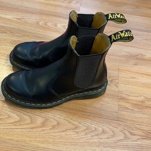 Women’s Chelsea boot